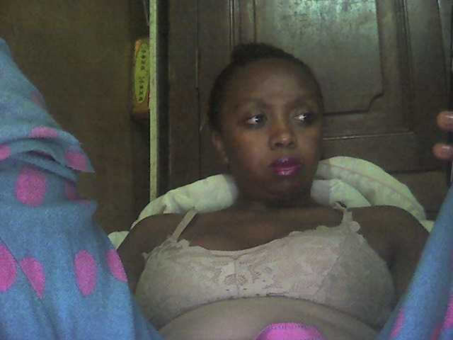 Live sex webcam photo for GloriaKrausX #277276374