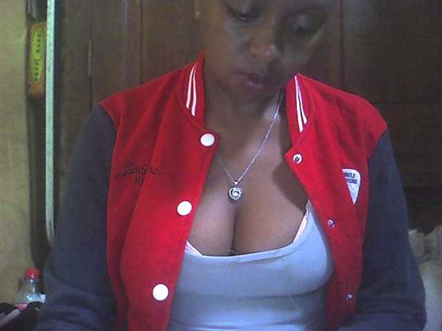 Live sex webcam photo for GloriaKrausX #277727640