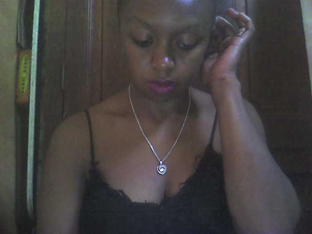 Live sex webcam photo for GloriaKrausX #277741741