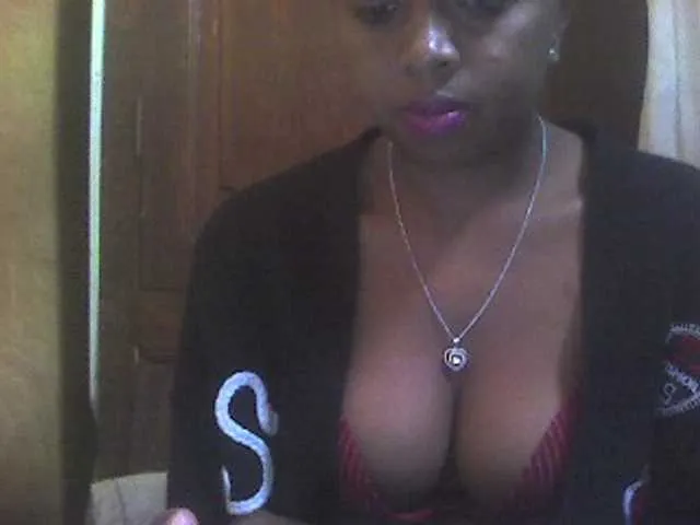 Live sex webcam photo for GloriaKrausX #277969661