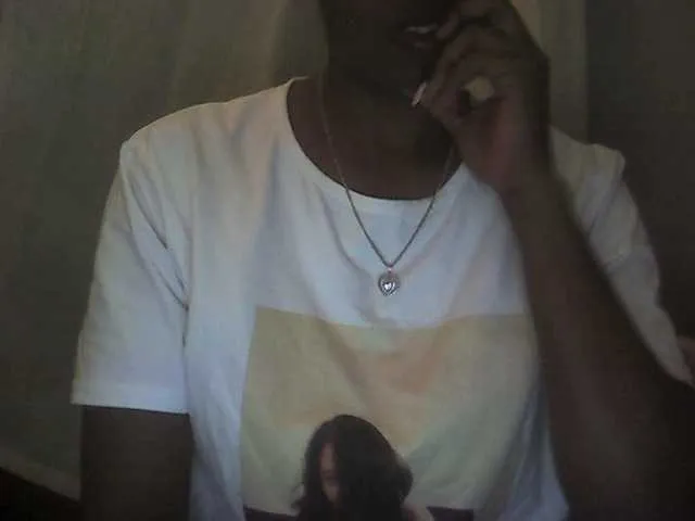 Live sex webcam photo for GloriaKrausX #287761625