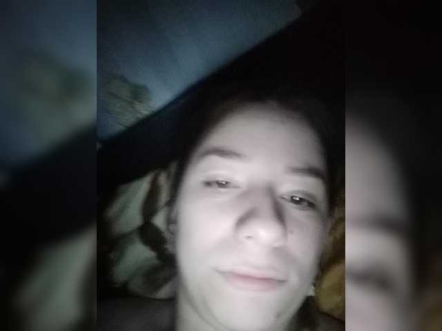 Live sex webcam photo for GloryClaire #272954983