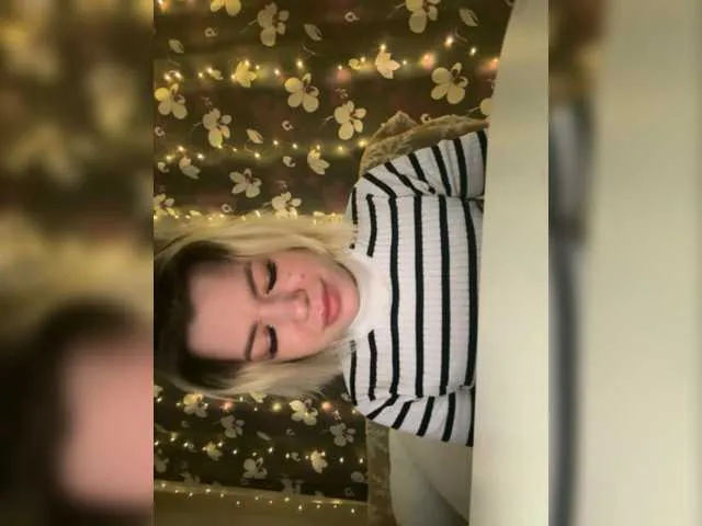 Live sex webcam photo for Gnevnaya #277274158