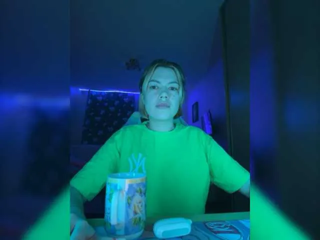 Live sex webcam photo for Gnevnaya #277902924