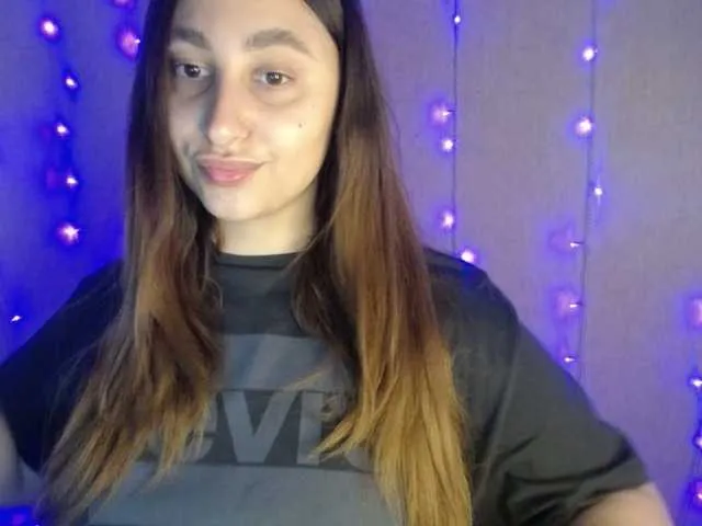 Live sex webcam photo for GoddesLove #282422233