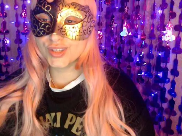 Live sex webcam photo for GoddesLove #291085054