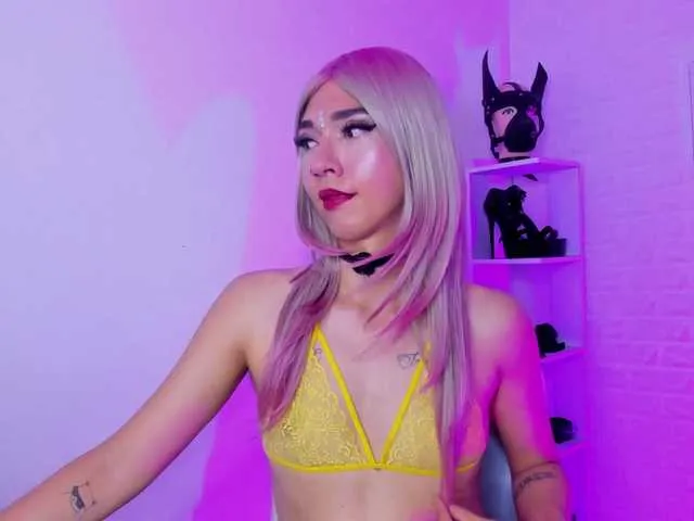 Live sex webcam photo for GoddesSofi #293744147