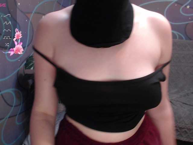 Live sex webcam photo for GoddessAsty #288906464