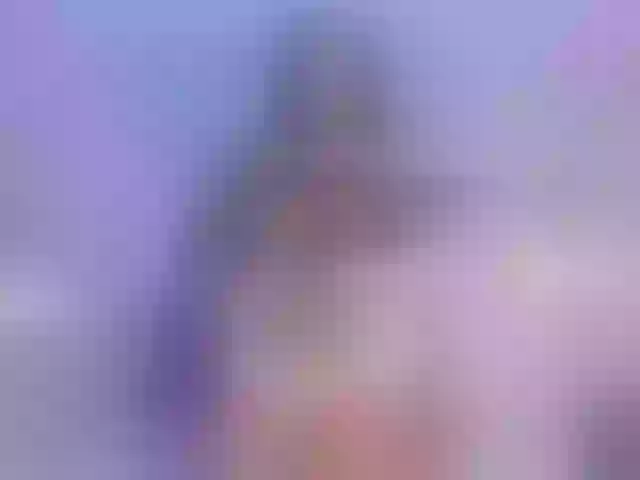 Live sex webcam photo for GoddessCarrie #290339172