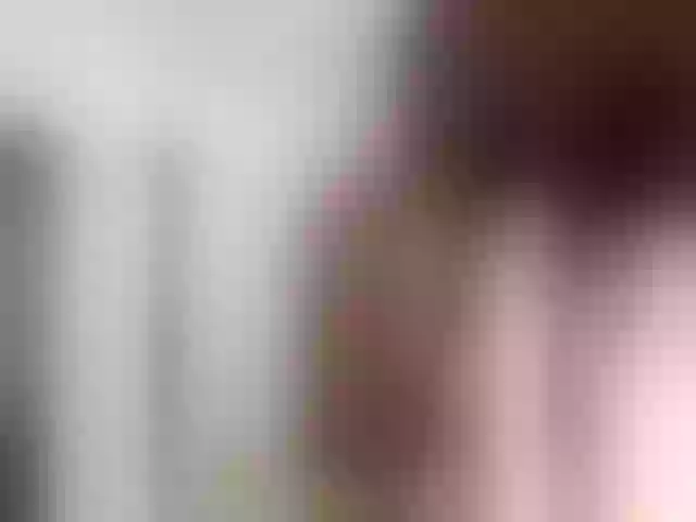 Live sex webcam photo for GoddessCarrie #291633228