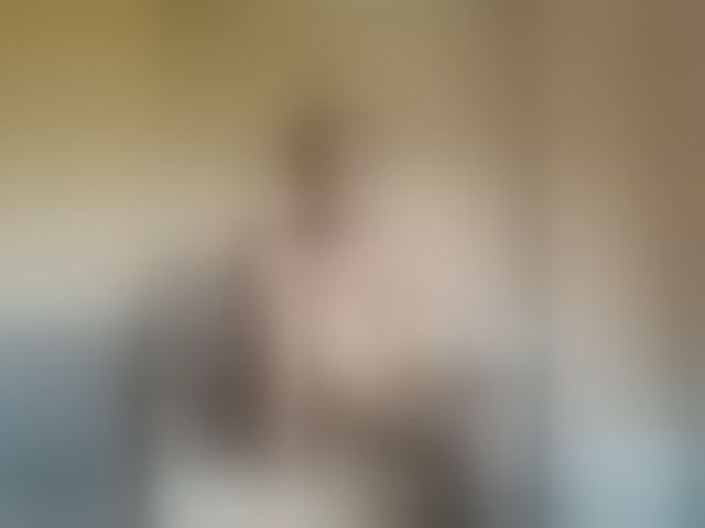 Live sex webcam photo for GoddessCarrie #293974073