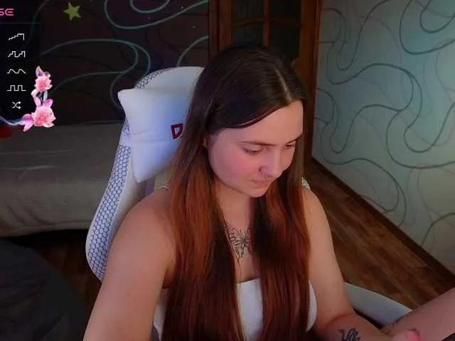 Live sex webcam photo for GoddessKassie #278133983