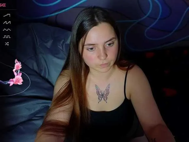 Live sex webcam photo for GoddessKassie #278225719