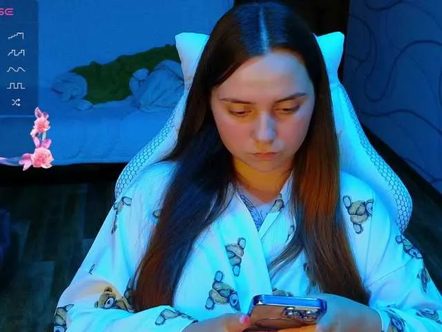 Live sex webcam photo for GoddessKassie #278304486