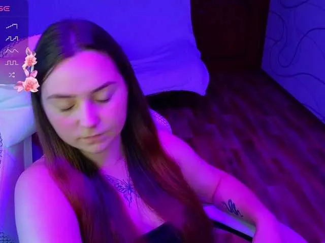 Live sex webcam photo for GoddessKassie #281685725