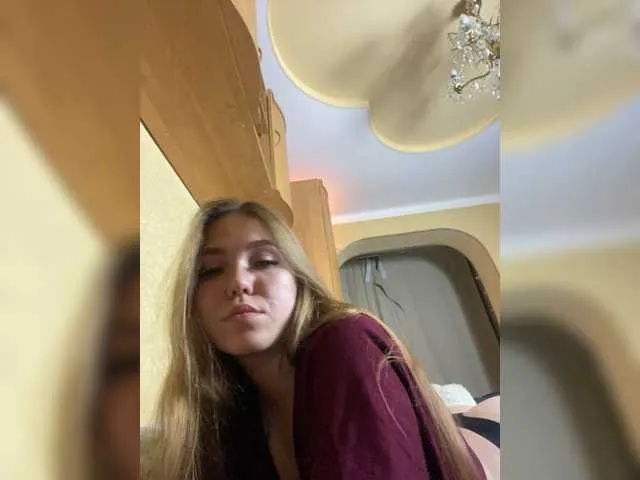 Live sex webcam photo for GoddessLerachka #277845821