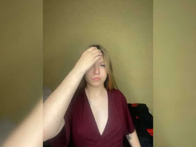 Live sex webcam photo for GoddessLerachka #277878423