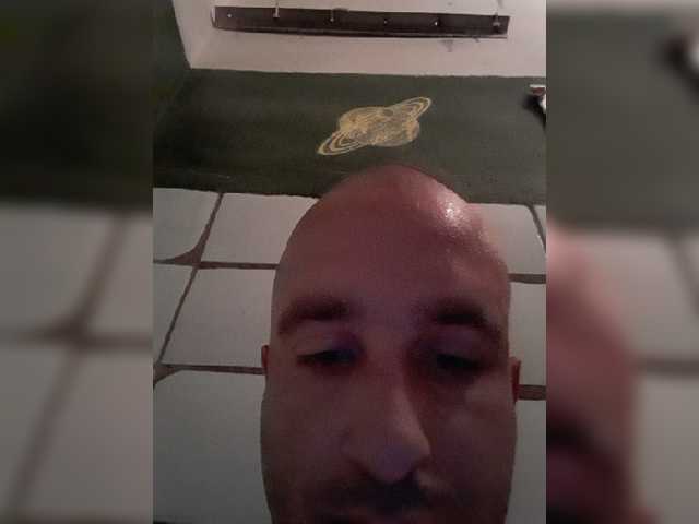 Live sex webcam photo for Godistime1994 #273614976