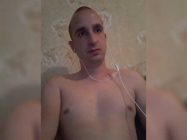 Live sex webcam photo for Godistime1994 #273900748