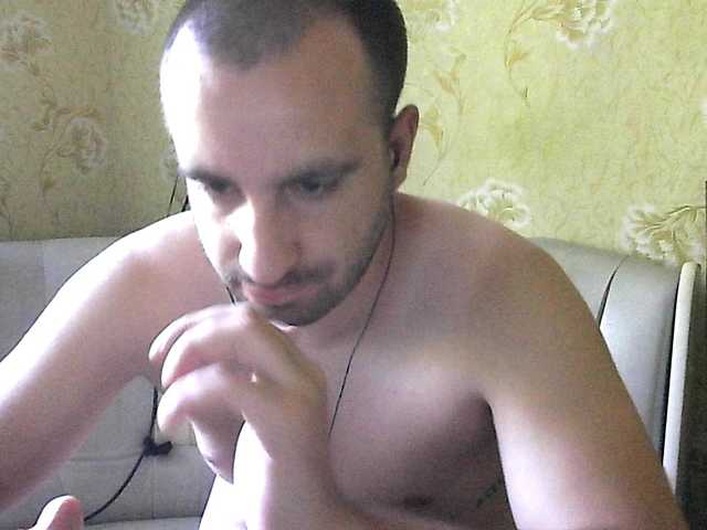 Live sex webcam photo for Godistime1994 #276004429