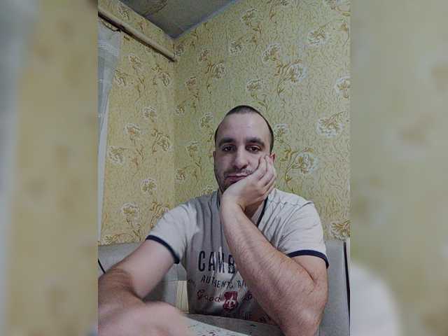 Live sex webcam photo for Godistime1994 #277086071