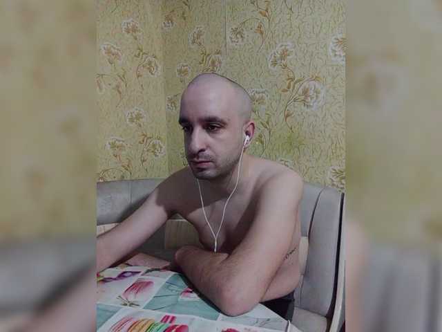 Live sex webcam photo for Godistime1994 #290596524