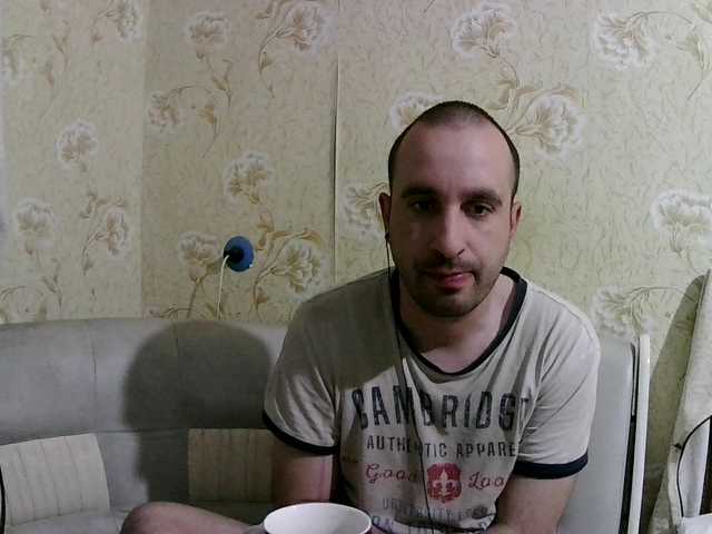 Live sex webcam photo for Godistime1994 #290739529