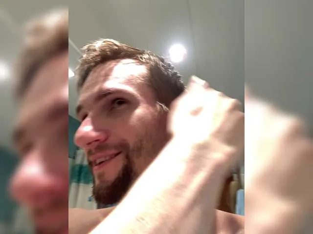 Live sex webcam photo for Gokruoy #273949852