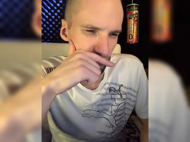 Live sex webcam photo for Gokruoy #274286696