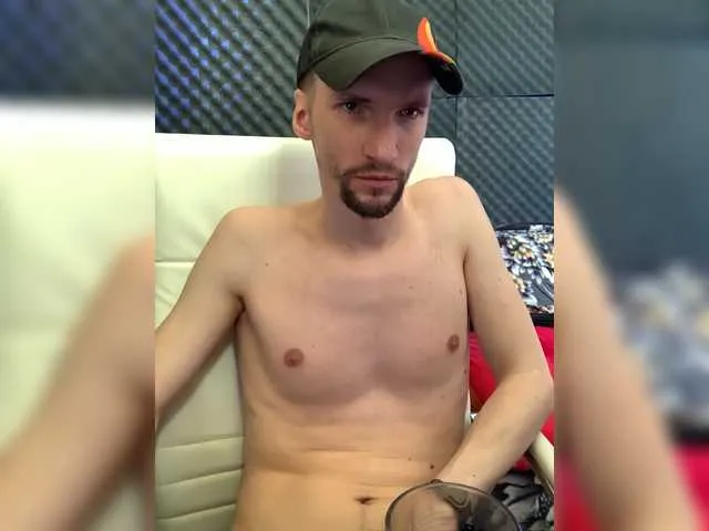 Live sex webcam photo for Gokruoy #274389456