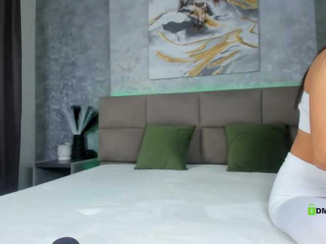 Live sex webcam photo for Gold-Couple2 #290424147