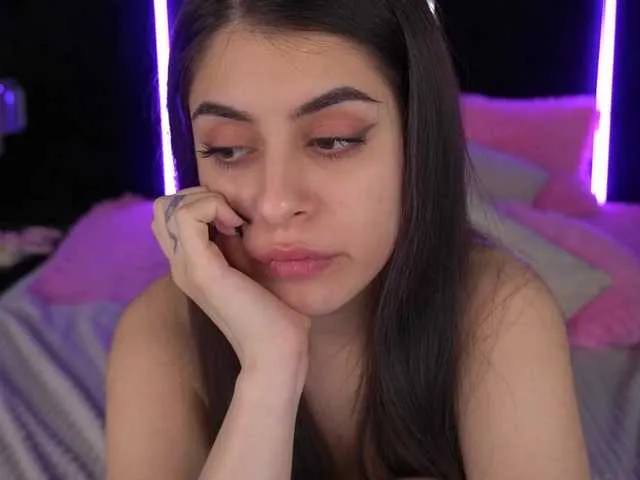 Live sex webcam photo for GoldBabyy #290829932