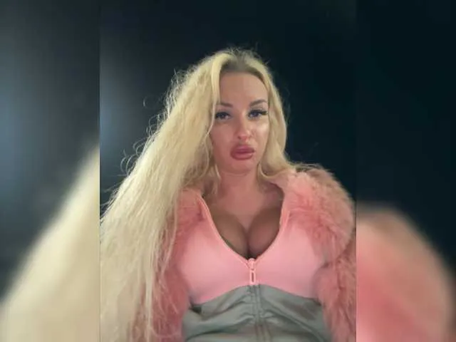 Live sex webcam photo for GoldPussy69 #276400066