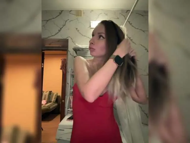 Live sex webcam photo for GoldPussy69 #292364266