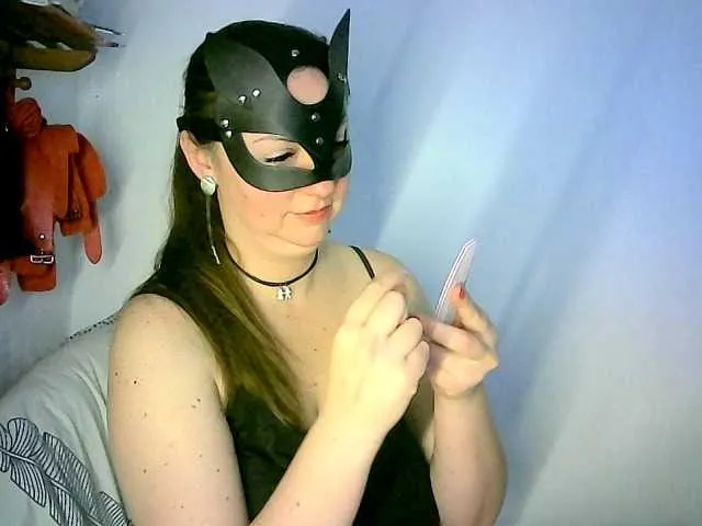 Live sex webcam photo for GoldenFisha #290503915