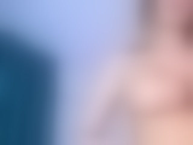 Live sex webcam photo for GoldieMaren #294154893