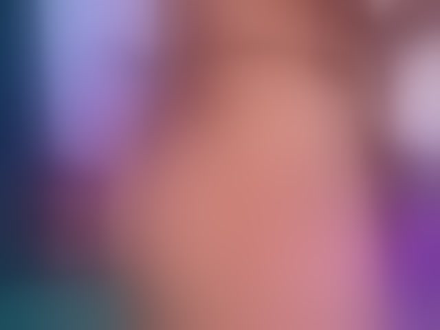 Live sex webcam photo for GoldieMaren #294177261