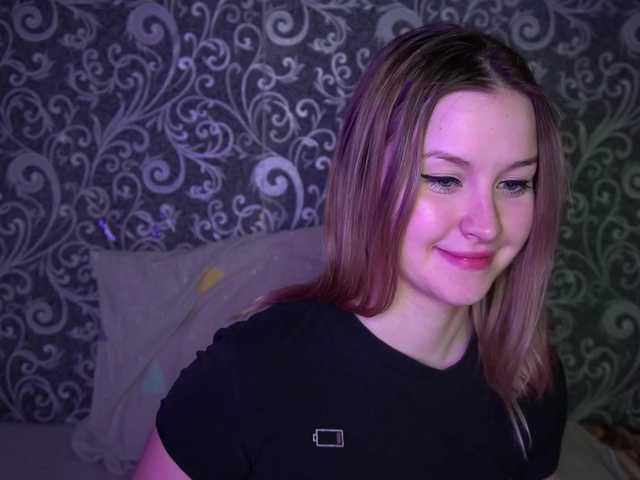 Live sex webcam photo for Golyboglazkaa #272771695