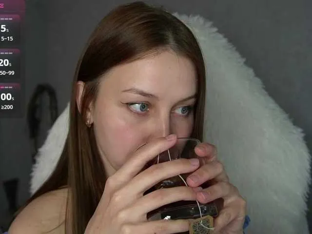 Live sex webcam photo for Golyboglazkaa #293394530