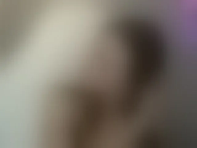 Live sex webcam photo for Golyboglazkaa #293417746