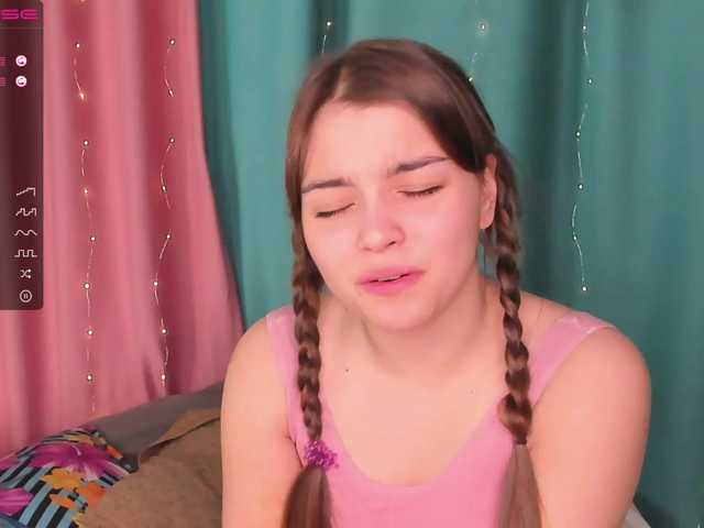 Live sex webcam photo for GonnaPowesh #272515035