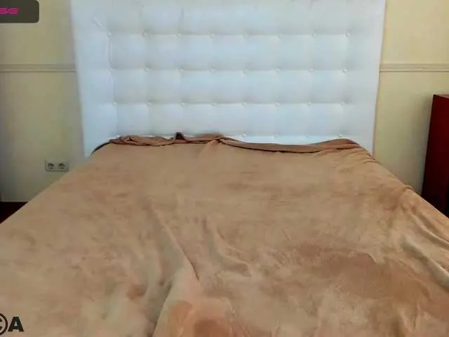 Live sex webcam photo for GoodBigTits #272174306