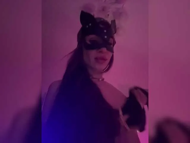 Live sex webcam photo for GoodGirl777 #291704458