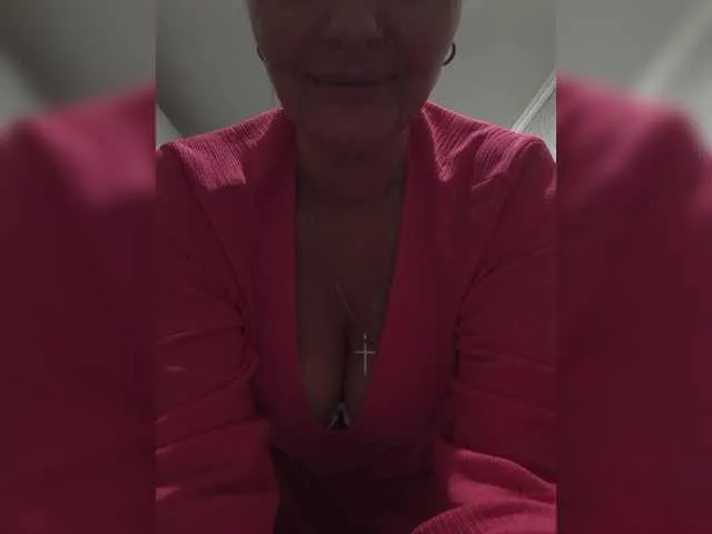 Live sex webcam photo for GoodGirl777 #290747774