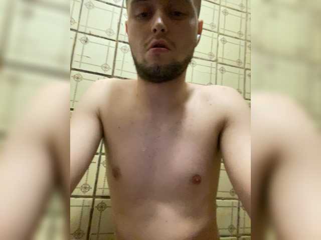 Live sex webcam photo for Goodkill98 #277104217