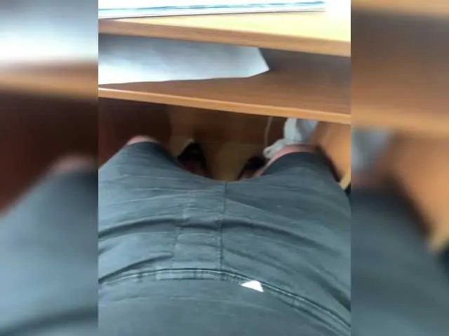 Live sex webcam photo for Goools2 #291479953