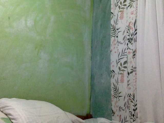 Live sex webcam photo for GorgeousHearty #290311589