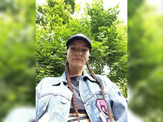 Live sex webcam photo for Gorginya #275530988