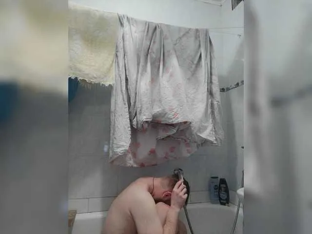 Live sex webcam photo for Gorilla666 #277004318