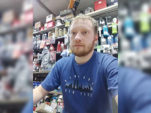 Live sex webcam photo for Gorilla666 #277990190